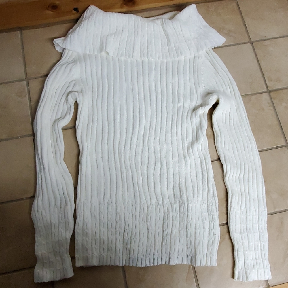 Cato M white sweater